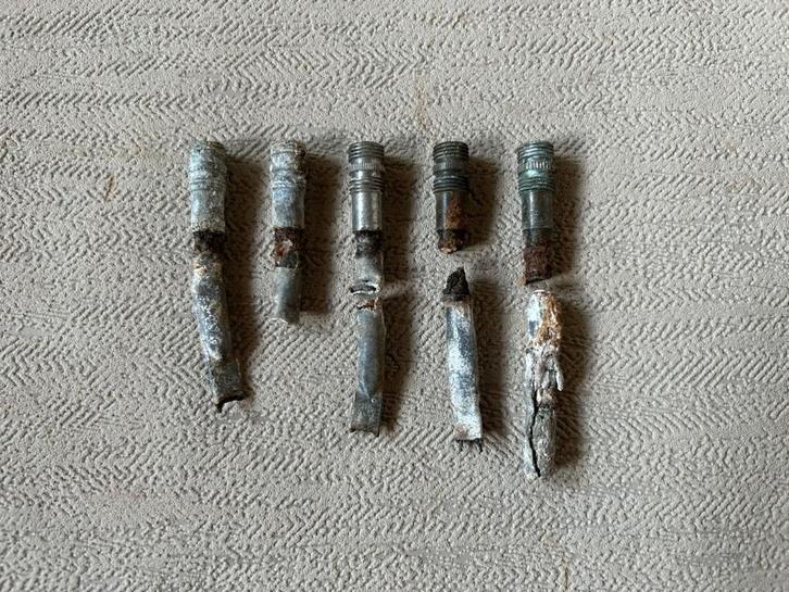 wo2 - Duitse bodemvondsten - Brennzunders 24 - LEEG, Verzamelen, Militaria | Tweede Wereldoorlog, Landmacht, Hulzen of Bodemvondsten