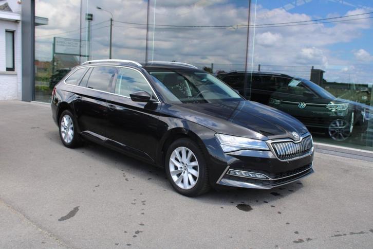 SKODA SUPERB 1.4TSI IV-DSG-VEEL OPT, Auto's, Skoda, Bedrijf, Te koop, Superb, Achteruitrijcamera, Adaptive Cruise Control, Airbags