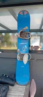 Snowboard en sneeuwlaarzen voor erbij, Sport en Fitness, Ophalen, Zo goed als nieuw, Schoenen