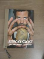 Sergio Kookt - Van aardappel tot fazant - Sergio Herman, Boeken, Sergio Herman/Marc Declercq, Ophalen of Verzenden, Zo goed als nieuw