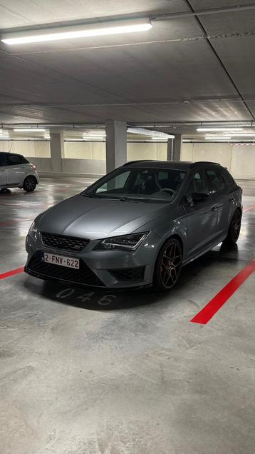 Seat leon cupra st 290 disponible aux enchères