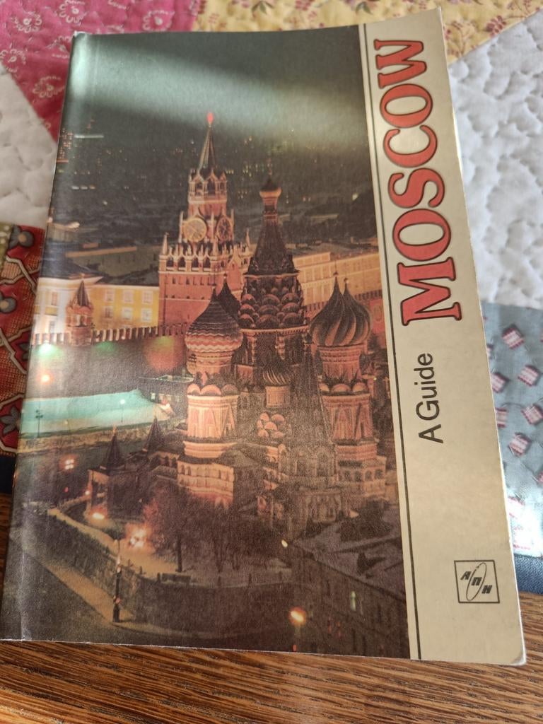 Moscow (Engels), Ophalen of Verzenden, Gelezen