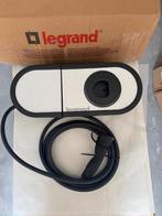 Borne de recharge legrand Green up one  32 A 400 V., Enlèvement, Neuf, Borne de recharge et Câble de charge