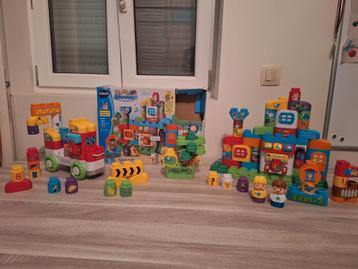 VTech Bla-Bla-Blocks:Speelhuis & Vrachtwagen & Extra Blokken disponible aux enchères