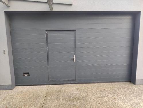sectionale garagepoort met loopdeur, Doe-het-zelf en Bouw, Deuren en Vliegenramen, Gebruikt, Overige typen, 215 cm of meer, 120 cm of meer