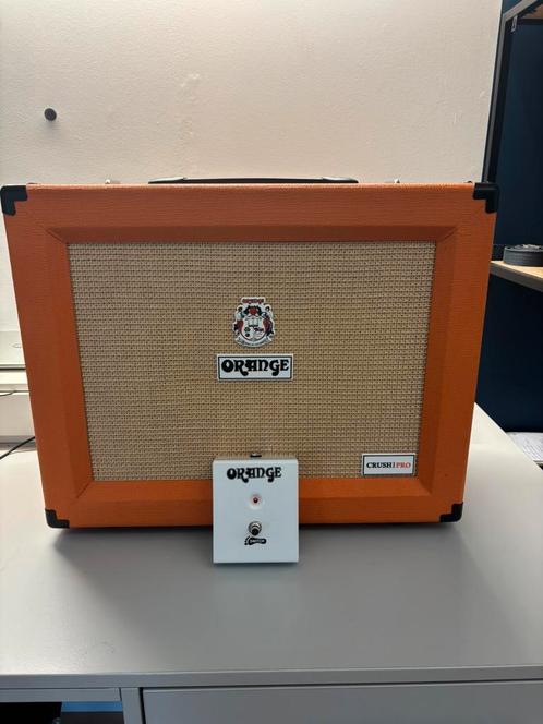 Orange crush pro 60c, Muziek en Instrumenten, Versterkers | Bas en Gitaar, Zo goed als nieuw, Gitaar, 50 tot 100 watt, Ophalen