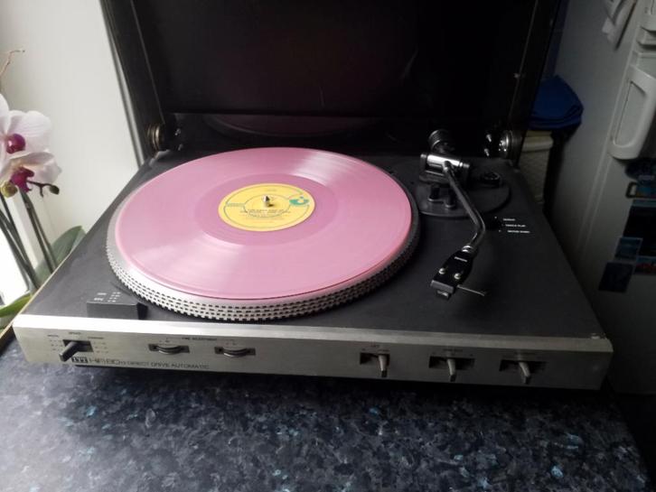 ITT 8012 HIFI , DIREKT DRIVE , FULL AUTOMATIC , 11 KG, TV, Hi-fi & Vidéo, Tourne-disques, Tourne-disque, Autres marques, Réglage pitch