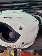 Cross helm, Motoren, Ophalen