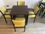 Tafel en stoelen (4 sets), Ophalen