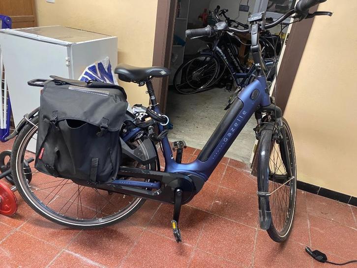 Gazelle Grenoble C7+, Fietsen en Brommers, Elektrische fietsen, Gebruikt, Gazelle, 50 km per accu of meer, Ophalen