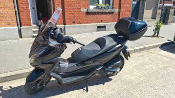 Scooter honda forza 125 de 2021 comme neuf, Enlèvement, Comme neuf