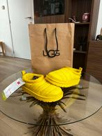 UGG schoenen, Ophalen of Verzenden, Nieuw, Geel