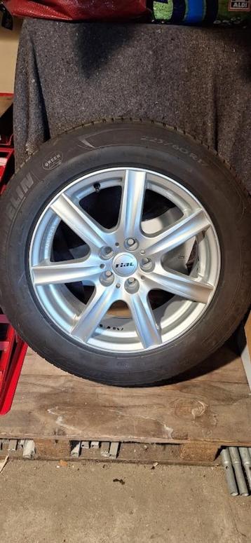 Alu-Velg + band 17" beschikbaar voor biedingen