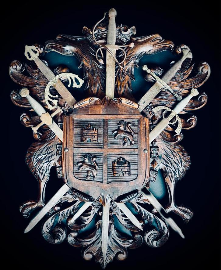 Antiek zeer groot Houten Heraldische wapenschild, Antiek en Kunst, Antiek | Overige Antiek, Ophalen