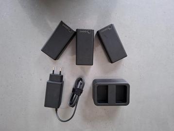 DJI WB37 et chargeur beschikbaar voor biedingen