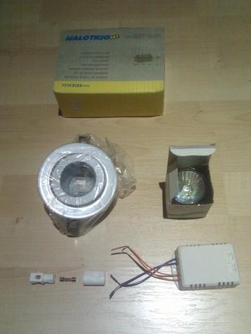 kit 1 spot halogène 12v Vynckier lighting HalotrioSet beschikbaar voor biedingen