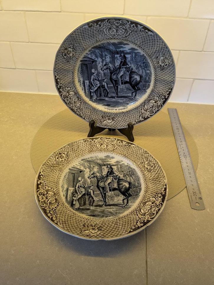 Antieke borden (2 stuks) – Céramique de Bruxelles, Antiek en Kunst, Antiek | Servies los, Ophalen