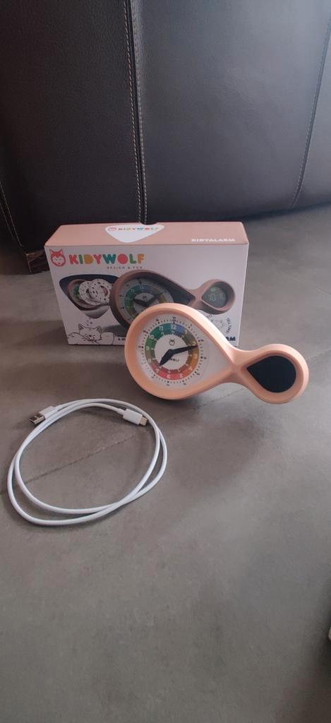 Kidywolfi KIDYALARM – kindvriendelijke wekker en nachtlamp, Kinderen en Baby's, Speelgoed | Buiten | Voertuigen en Loopfietsen
