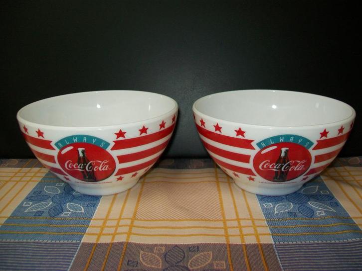 Always Coca Cola Company - Arcopal Soepkom - Vintage Retro, Verzamelen, Merken en Reclamevoorwerpen, Zo goed als nieuw, Gebruiksvoorwerp