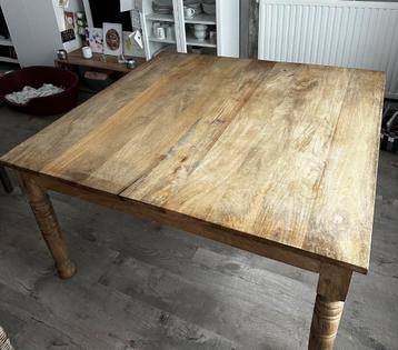 Natuur eikenhouten eettafel  beschikbaar voor biedingen