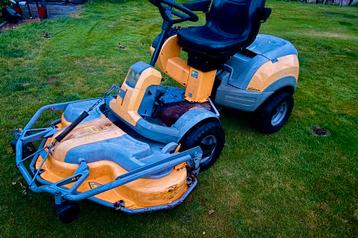 Stiga park PRO 4WD * 25pk Honda * 125cm * weinig uren* beschikbaar voor biedingen