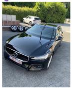 Volvo V 60 momentum pro  B4 mild hybrid diesel, Auto's, Automaat, 1803 kg, 4 cilinders, 144 kW