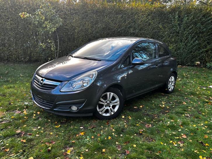 2011 Opel Corsa - 1.2L Benzine EURO5 - GEKEURD - 111 Editie, Auto's, Opel, Particulier, Corsa, Benzine, Euro 5, Stadsauto, 3 deurs
