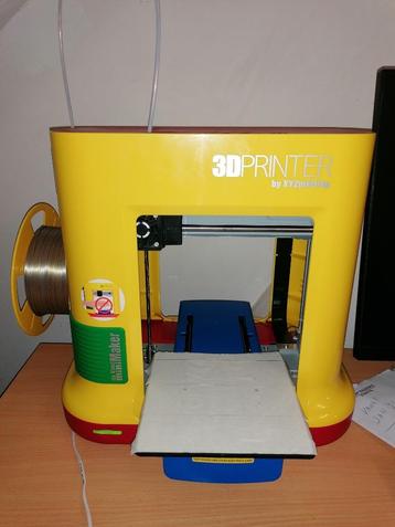 XYZ printing Da Vinci Mini Maker