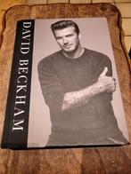 Biografie David Beckham vol illustraties, Ophalen of Verzenden, Zo goed als nieuw