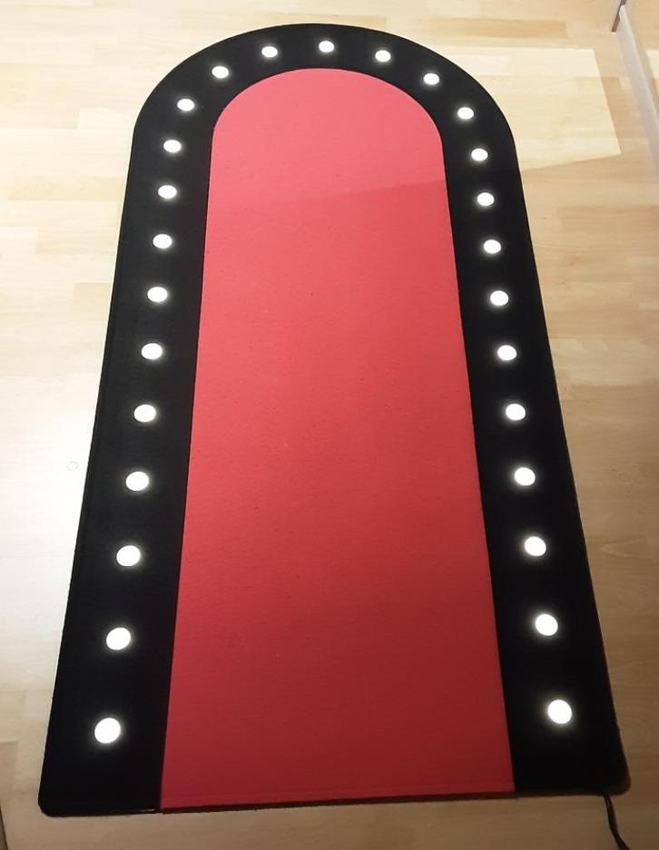 Tapis rouge avec lumières de Noël vintage | IKEA, Divers, Noël, Comme neuf, Enlèvement ou Envoi