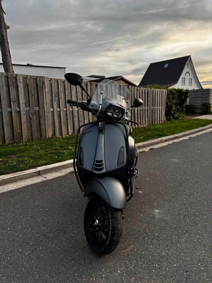 Vespa sprint iget a klasse, Fietsen en Brommers, Scooters | Vespa, Zo goed als nieuw, Overige modellen, Klasse A (25 km/u), Benzine