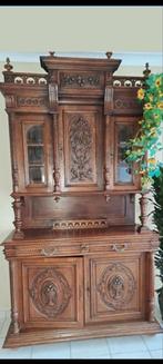 Deftige antieke kast met steekwerk, Antiek en Kunst, Ophalen