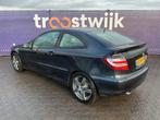 2003 - Mercedes-Benz - C-klasse Sportcoupé - 200 K. - Perso, Auto's, Automaat, Gebruikt, Cabriolet, Overige brandstoffen