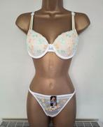 Chique Roomwitte Voorgevormde BH met Doorzichtige String, Kleding | Dames, Ondergoed en Lingerie, Ophalen of Verzenden, Wit, Setje