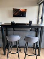 High/ Tall black table & 2 chairs, Zo goed als nieuw, Ophalen