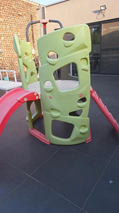 Smoby speeltoren met glijbaan, Kinderen en Baby's, Speelgoed | Buiten | Speeltoestellen, Glijbaan, Ophalen