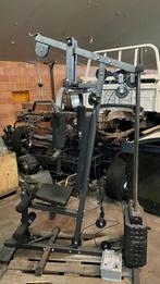 Multifunctioneel fitnessstation met gewichten, Sport en Fitness, Ophalen, Benen, Gebruikt, Krachtstation