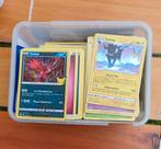 A vendre Boîte remplis de cartes Pokemon, Hobby & Loisirs créatifs, Jeux de cartes à collectionner | Pokémon, Enlèvement, Comme neuf