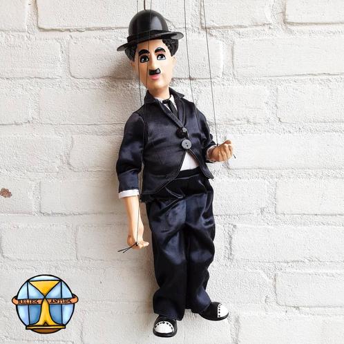 Vintage Charlie Chaplin marionet pop / porselein marionet, Verzamelen, Poppen, Zo goed als nieuw, Pop, Ophalen of Verzenden