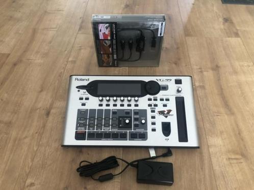 Roland VG99 met MIDI interface, Muziek en Instrumenten, Effecten, Zo goed als nieuw, Multi-effect, Ophalen