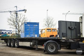 Renders 3 axles flatbed with forklift mount WITH VALID CONTR