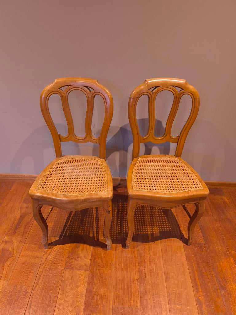 2 chaises en bois massif avec assise cannée, Enlèvement