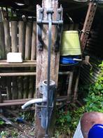 Ancienne pompe a eau, Ophalen, Gebruikt