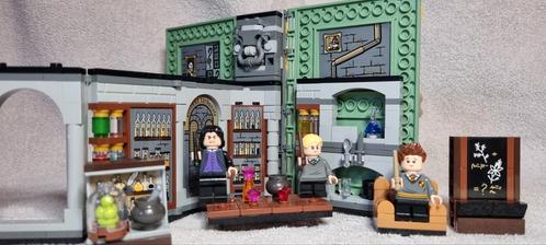 LEGO Harry Potter Zweinstein Moment: Toverdrankenles (76383), Kinderen en Baby's, Speelgoed | Duplo en Lego, Zo goed als nieuw