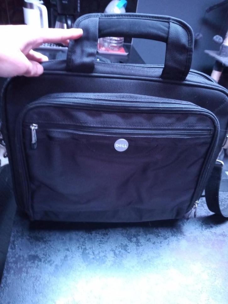 Diverse aktetassen voor „Dell” -laptops, Computers en Software, Laptoptassen, Ophalen of Verzenden