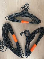 Lot de 30 cintres noirs, Kleding | Dames, Kledinghangers, Ophalen, Zo goed als nieuw