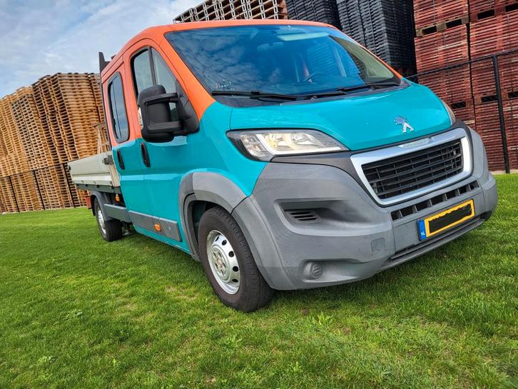 Peugeot boxer 3.0 dubbel cabine en kraan bouwjaar 2016, Auto's, Bestelwagens en Lichte vracht, Particulier, Peugeot, Diesel, Euro 5