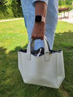 witte handtas zara, Handtassen en Accessoires, Tassen | Damestassen, Ophalen of Verzenden, Zo goed als nieuw, Wit, Handtas