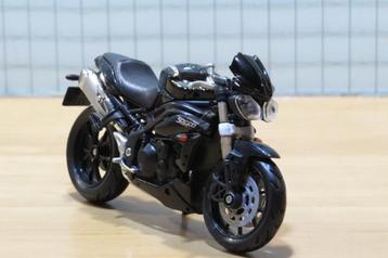 Triumph Speed Triple 1:18 black Bburago beschikbaar voor biedingen