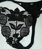 Kanten zwarte string met mooie print maat M, Kleding | Dames, Ondergoed en Lingerie, Ophalen of Verzenden, String
